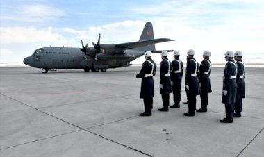 Van'daki çığ düşmesinde şehit olan uzman çavuş Avcı'nın naaşı Kars'a getirildi