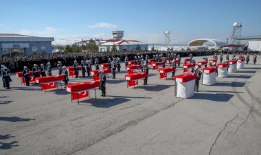 Şehitler son yolculuğuna uğurlandı