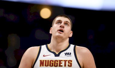 Nikola Jokic adını NBA tarihine yazdırıyor