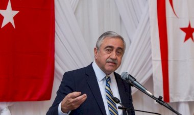 Mustafa Akıncı: "Türkiye'ye bağlanma ihtimali korkunç"
