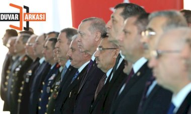 Duvar Arkası: Demokrasi için yeni formül
