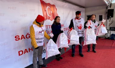 Aile Hekimleri şiddeti kınamak için bir araya geldi.
