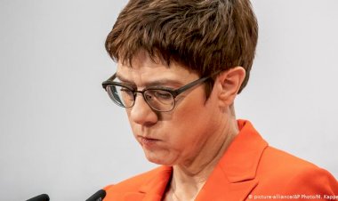 Merkel'in partisinde Thüringen krizi