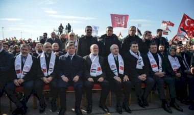 Kudüs Mitingi’ne yansıyan ‘yeni Türkiye’ manzarası önümüzdeki dönemle ilgili ipuçları verdi…