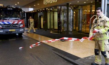 Hollanda'da  bombalı zarf patlaması yaşandı