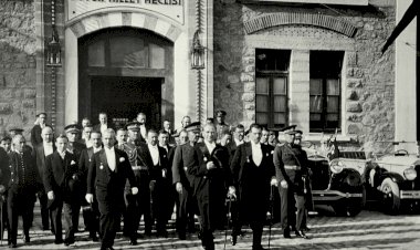 "Türkiye için değişim başlıyor, parlamenter sisteme dönüş için çalışılıyor"