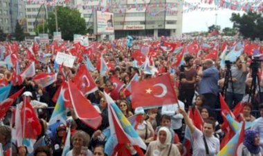 İYİ Parti İzmir'de kongre süreci! Çeşme ve Karabağlar'da seçimler oldu