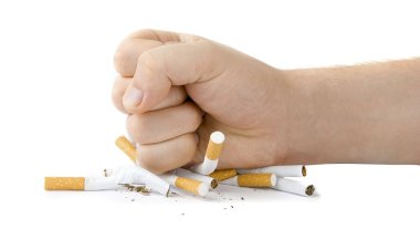 İnsan sağlığının en büyük  tehditi sigara