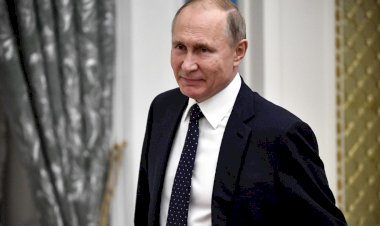 Putin koltuğunu bırakma telaşında mı?