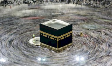 Suudi Arabistan koronavirüs (Covid-19) sebebiyle umre ziyaretlerini askıya aldı