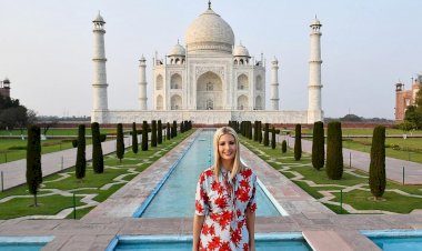 Ivanka, Instagram'da paylaştığı Tac Mahal hatırasını fotoşoplamış