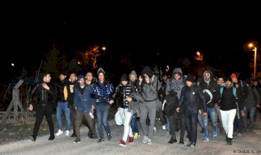 Türkiye'deki mülteciler sınır kapılarına yöneliyor