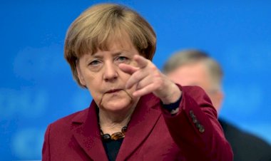 Merkel: Mültecilerin sırtından AB'ye baskı kabul edilemez