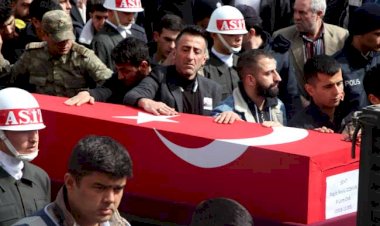 İdlib şehitleri son yolculuklarına uğurlandı