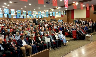 İYİ Parti Karşıyaka’da kongre heyecanı!