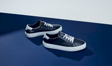 Tommy Hilfiger  elyaf kullanılarak geliştirilen iki ayakkabı stilini tanıttı.
