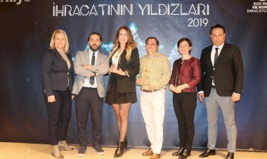 Hazır giyim sektörünün yıldızları ödüllerini aldı