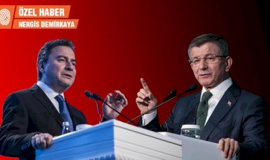 Hem Babacan'a hem Davutoğlu'na alkış getiren sözler