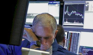 Wall Street’te Kayıplar Sürüyor İşlemlere Yine Ara Verildi