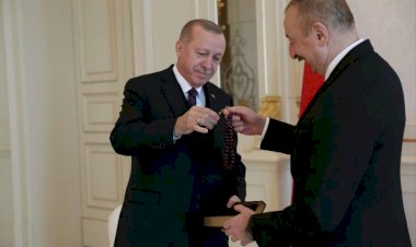 Erdoğan ve Aliyev görüştü: Türkiye ile Azerbaycan arasında ulaşım durdu!