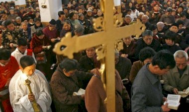 Çin'de Müslümanların yanı sıra Hıristiyanlara da baskı