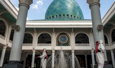 FİNLANDİYA'DA İNTERNET ÜZERİNDEN CUMA NAMAZI