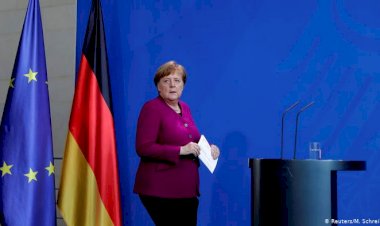 Merkel: Aşı bulunana kadar virüsle yaşayacağız