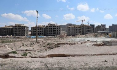 TOKİ inşaat alanı karantinaya alındı… 400 işçi gözlem altında