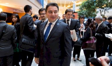 Ali Babacan: Sorumluluk kimin üzerine kaldı?
