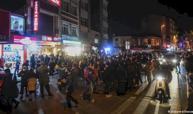 Uysal: Salgın yönetiminde tehlike çanları çalıyor