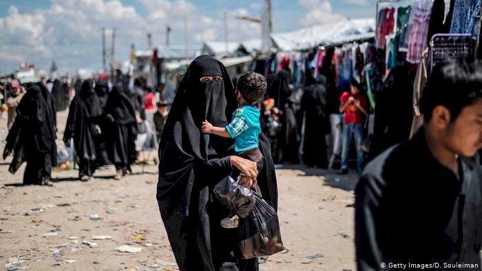 IŞİD'lilerin çocukları Almanya'ya getiriliyor