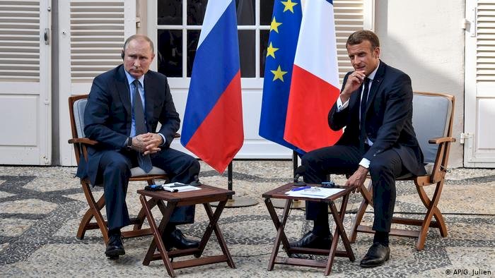Macron ve Putin arasında Suriye konusunda görüş ayrılığı