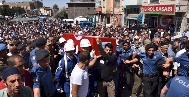 Babaya son bakış: "Bak babam"