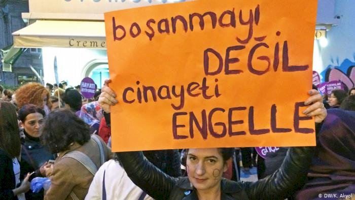 Kadın cinayetleri Türkiye'yi sarstı