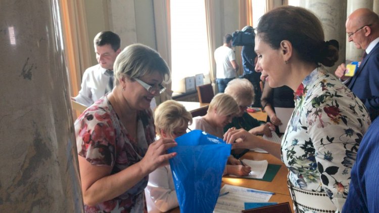 Ukrayna'da yeni dönem resmen başladı