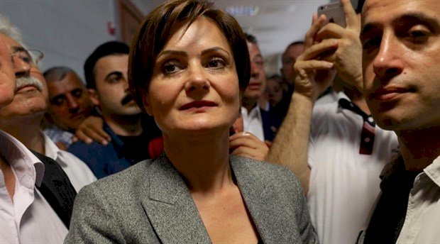 Yeni Şafak gazetesi yazarı Yusuf Kaplan, CHP'li Kaftancıoğlu hakkında verilen karara tepki gösterdi
