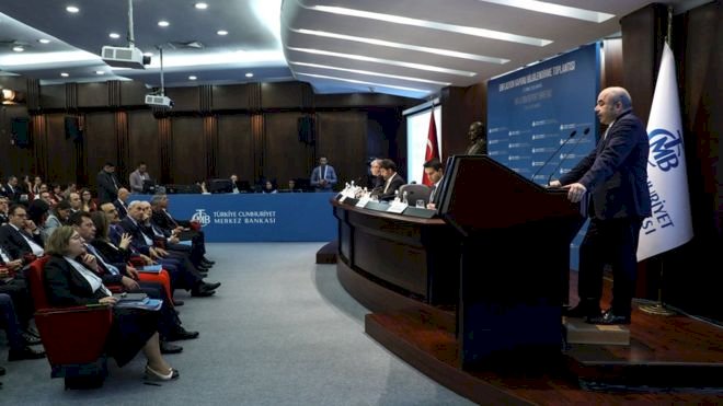 Merkez Bankası yarın faizi düşürecek mi?