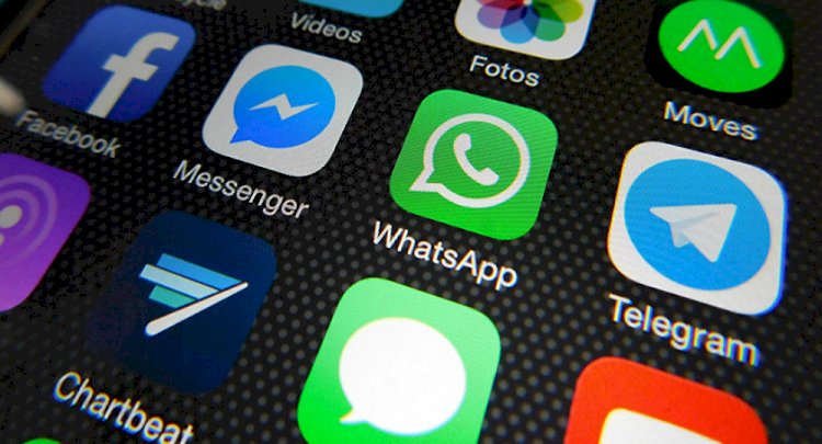 'Google ve Facebook her veriyi topluyor'