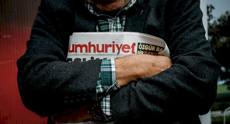Yargıtay'dan Cumhuriyet kararı: 7 eski yazarın salıverilmesinin istenmesine karar verildi