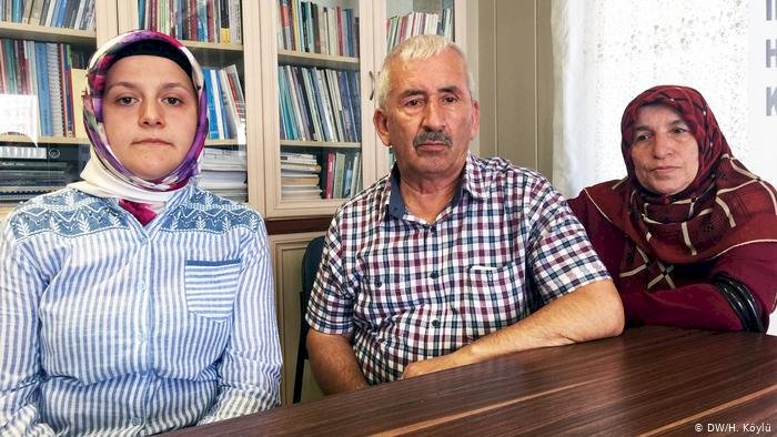 Aileler KHK'lı kayıpları aramaya devam ediyor