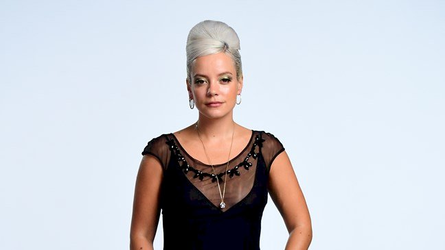 Ünlü şarkıcı Lily Allen cinsel saldırı iddiası ile ilgili ayrıntıları anlattı