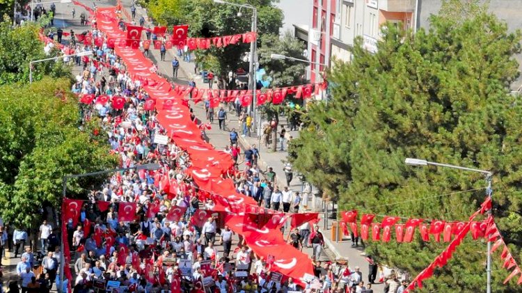 Teröre lanet kardeşliğe davet