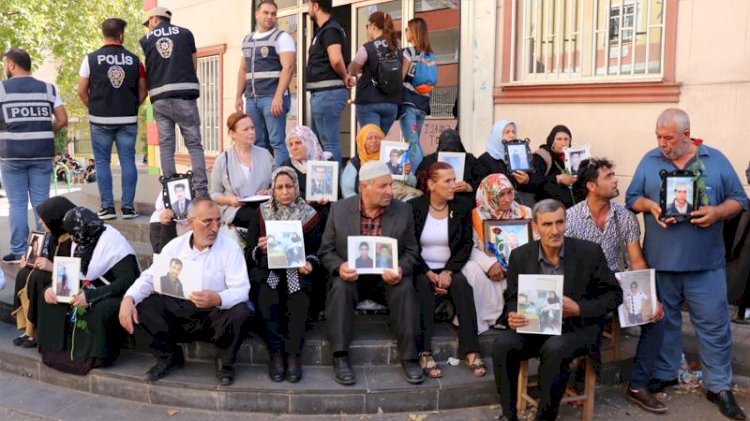 Anneler önce ülkeyi sonra bölgeyi birleştirdi