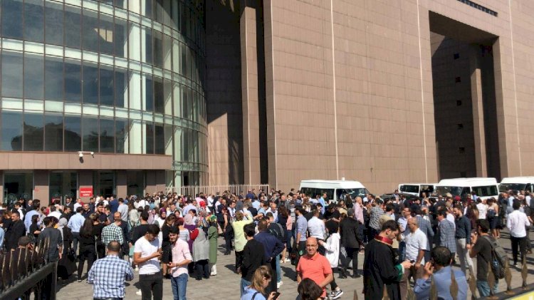 Son dakika: İstanbul’da büyük deprem! Hasarlı binalar var…