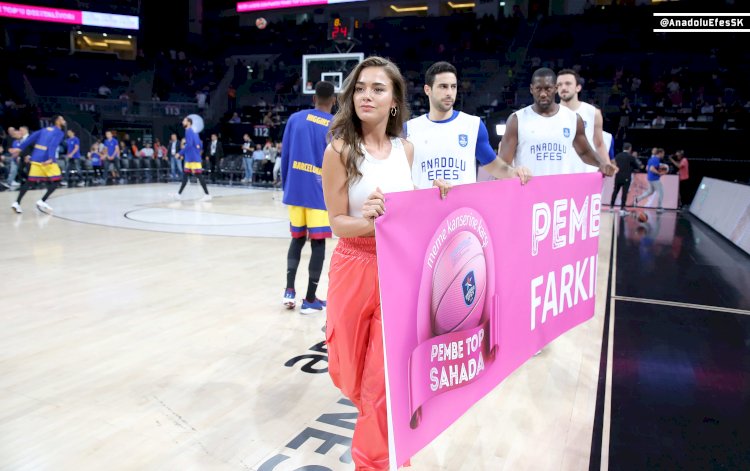 Meme kanserinde erken tanı farkındalığı için Pembe Top 6. kez sahaya çıktı
