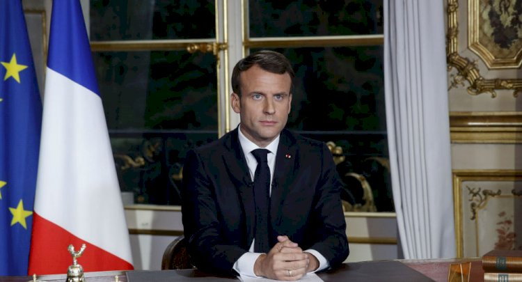 Macron: Türkiye, IŞİD'in halifeliğini inşa etmesine yardımcı olma riskini göze alıyor