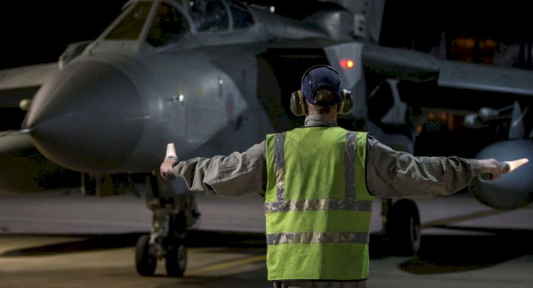 ABD uçakları Türkiye destekli güçleri dağıtmak için güç gösterisi yaptı