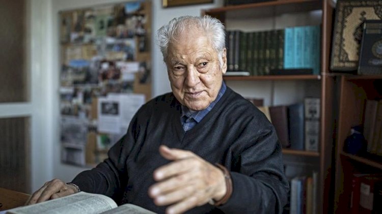 Yazar Nuri Pakdil vefat etti