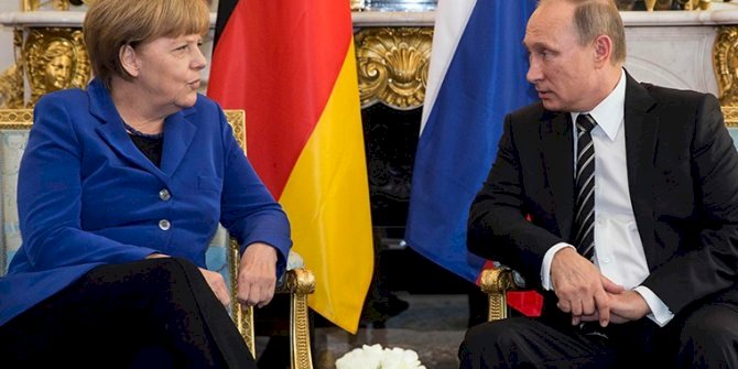 Merkel ve Putin Suriye'yi görüştü
