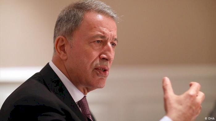 Akar: Biz NATO’nun merkezi bir ülkesiyiz, hiçbir yere gitmiyoruz